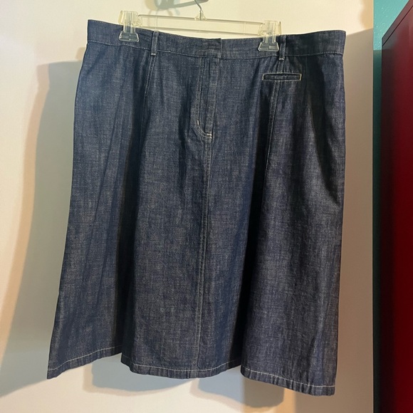 L.L. Bean Dresses & Skirts - LL Bean lightweight denim skirt.  Size 20 Reg. EUC.